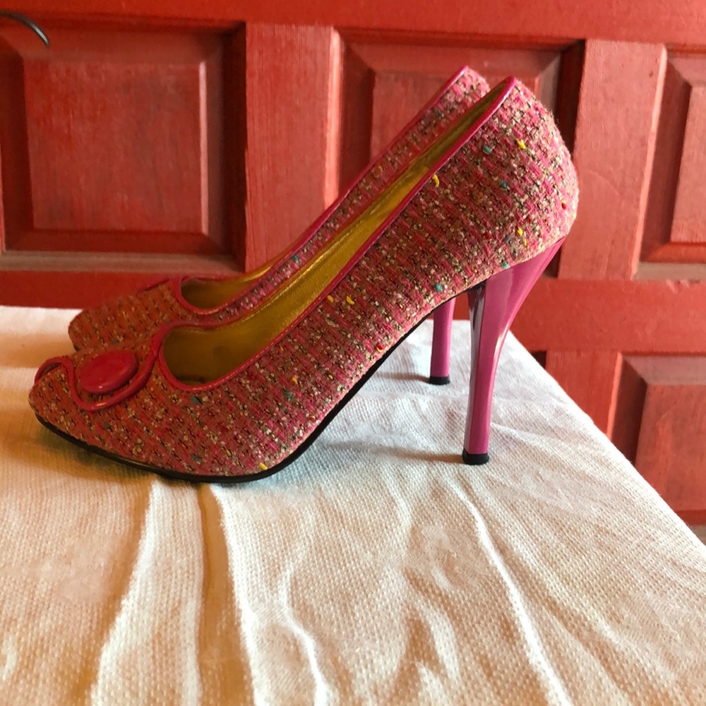 Shoes - Picture 3 of 3